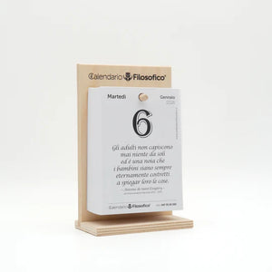 Originale Calendario Filosofico ® 2026 con supporto in legno